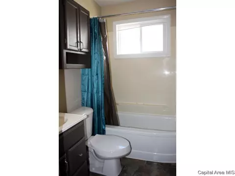 1920 N 21st St, Springfield, IL 62702 photo 9