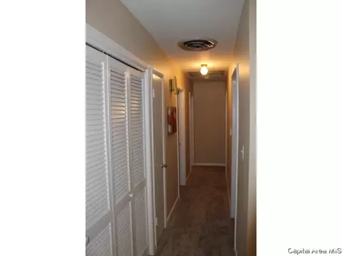 94 Windsor, Springfield, IL 62702 photo 14