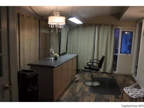 94 Windsor, Springfield, IL 62702 photo 30