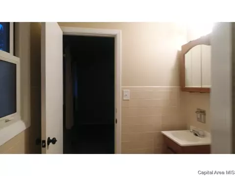 94 Windsor, Springfield, IL 62702 photo 25
