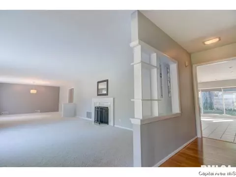 1750 W Ash St, Springfield, IL 62704 photo 8