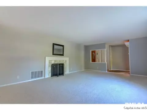 1750 W Ash St, Springfield, IL 62704 photo 7