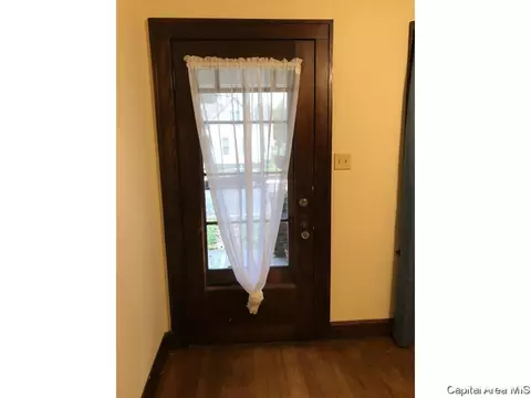 1024 N Rutledge St, Springfield, IL 62702 photo 4