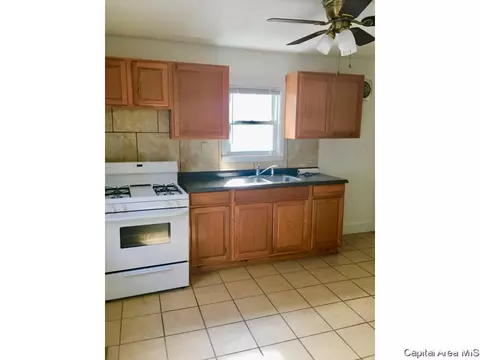 1234 N Franklin Ave, Springfield, IL 62702 photo 8
