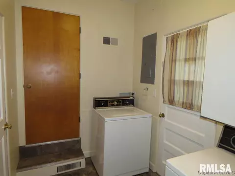 2705 Queensway Rd, Springfield, IL 62703 photo 18