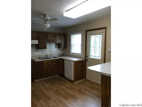 29 Beverly Dr, Springfield, IL 62702 photo 5