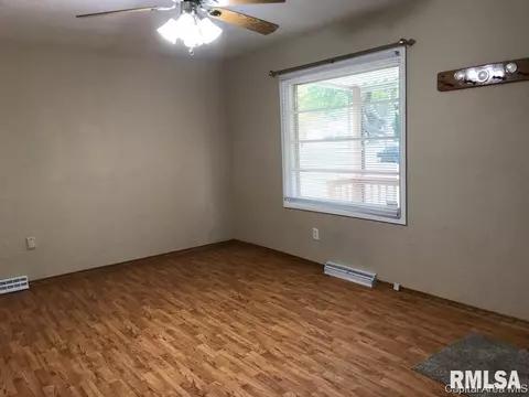 29 Beverly Dr, Springfield, IL 62702 photo 4