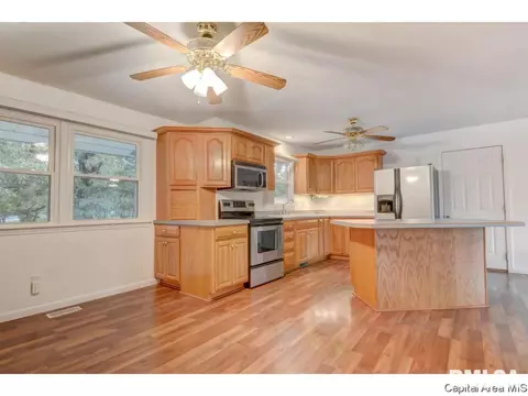 265 Pakey Rd, Springfield, IL 62712 photo 6