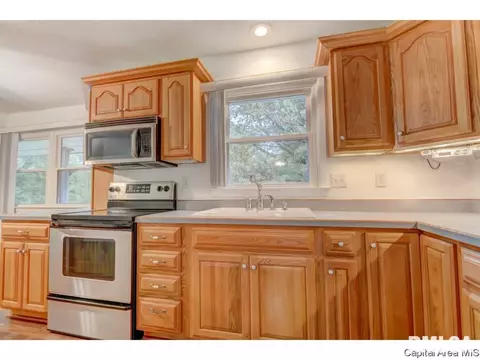 265 Pakey Rd, Springfield, IL 62712 photo 9