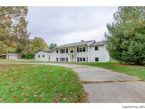 265 Pakey Rd, Springfield, IL 62712 photo 2