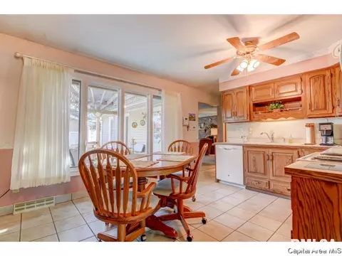 1920 Fairmont Dr, Springfield, IL 62702 photo 16