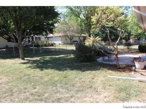 416 Yeoman, Springfield, IL 62704 photo 3