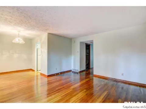 89 Country Pl, Springfield, IL 62703 photo 6