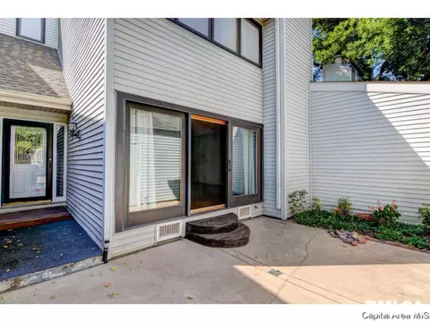 89 Country Pl, Springfield, IL 62703 photo 2
