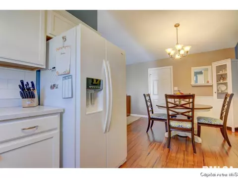 3825 Kerry Blvd, Springfield, IL 62712 photo 16