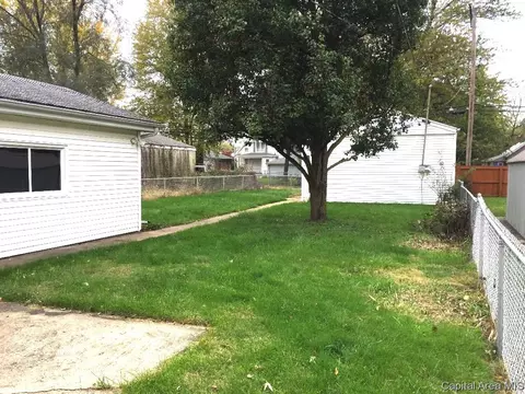 1231 Monument, Springfield, IL 62702 photo 8