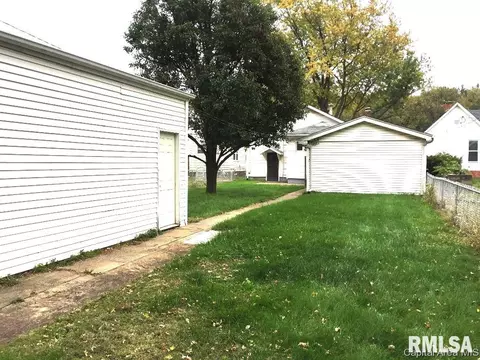 1231 Monument, Springfield, IL 62702 photo 6