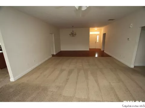 2601 Varsity Ct, Springfield, IL 62712 photo 26