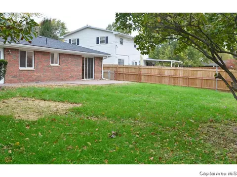 14 Royal Rd, Springfield, IL 62702 photo 7