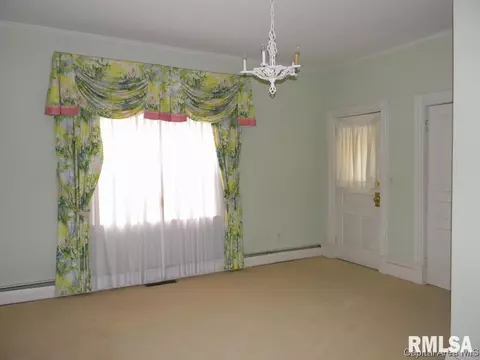 720 E State St, Jacksonville, IL 62650 photo 16