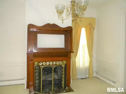 720 E State St, Jacksonville, IL 62650 photo 8