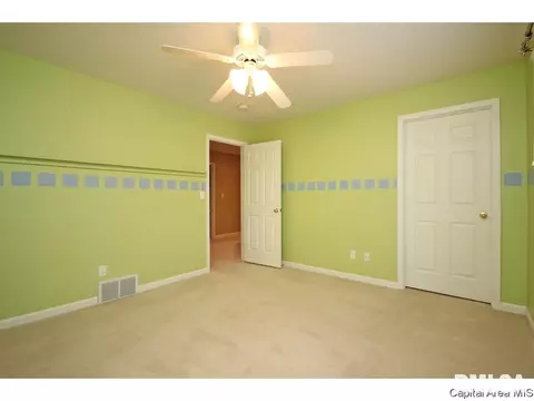 4101 Southwoods Rd, Springfield, IL 62711 photo 26