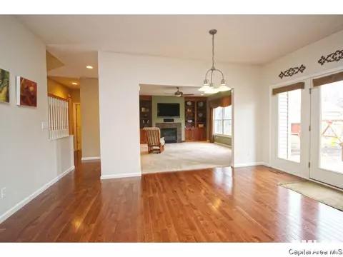 4101 Southwoods Rd, Springfield, IL 62711 photo 12