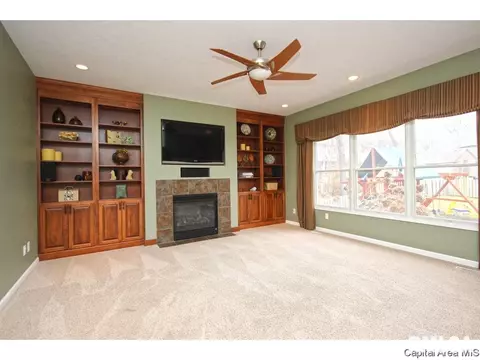 4101 Southwoods Rd, Springfield, IL 62711 photo 5