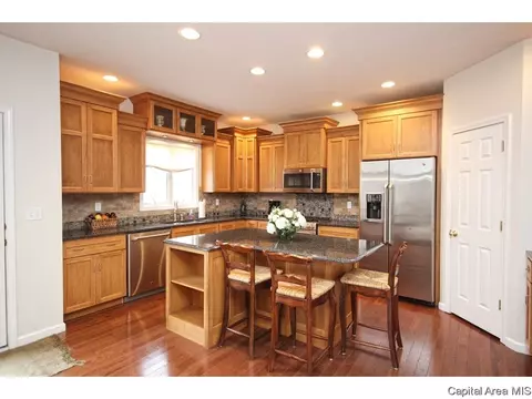 4101 Southwoods Rd, Springfield, IL 62711 photo 8