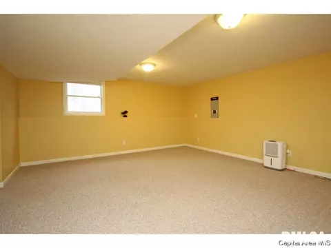 4101 Southwoods Rd, Springfield, IL 62711 photo 33