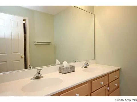 4101 Southwoods Rd, Springfield, IL 62711 photo 29