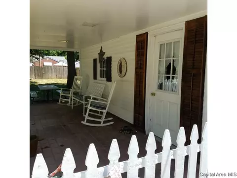 2424 Lowell, Springfield, IL 62704 photo 15