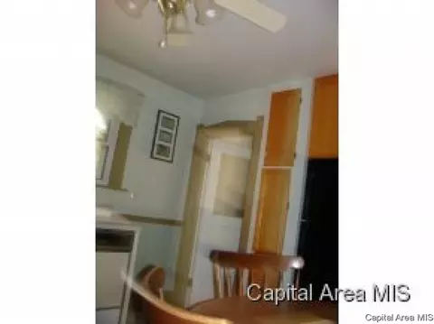 2424 Lowell, Springfield, IL 62704 photo 7
