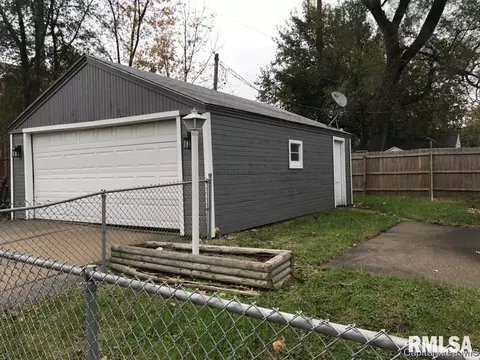 1 Ruth Ct, Springfield, IL 62704 photo 4
