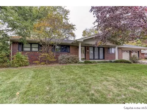 7 Pinehurst Dr, Springfield, IL 62704 photo 1