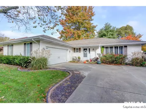 1109 Steeplechase Ln, Springfield, IL 62712 photo 1