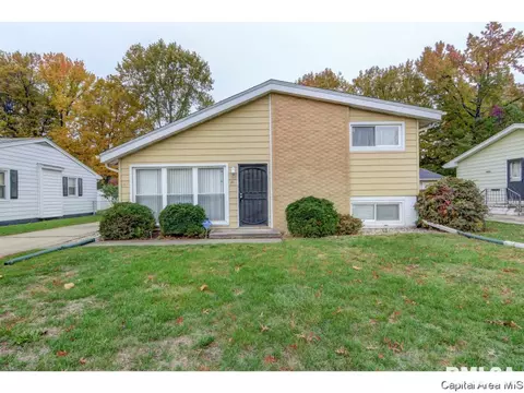 21 Adloff Ln, Springfield, IL 62703 photo 1
