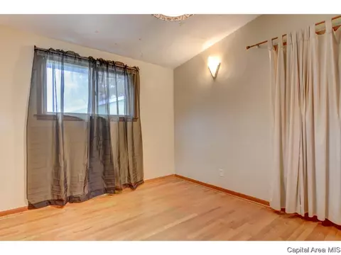 21 Adloff Ln, Springfield, IL 62703 photo 24