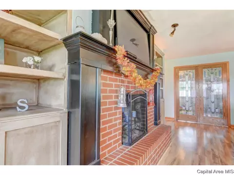 35369 E Frontage Rd, Virden, IL 62690 photo 8