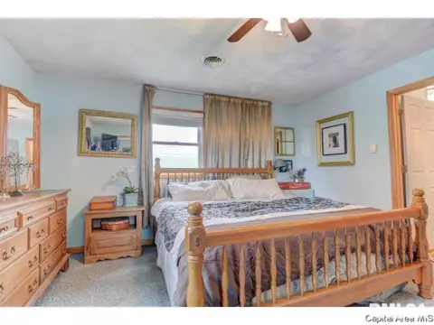 35369 E Frontage Rd, Virden, IL 62690 photo 17