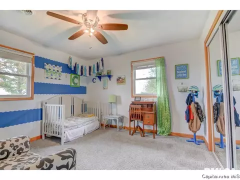 35369 E Frontage Rd, Virden, IL 62690 photo 23