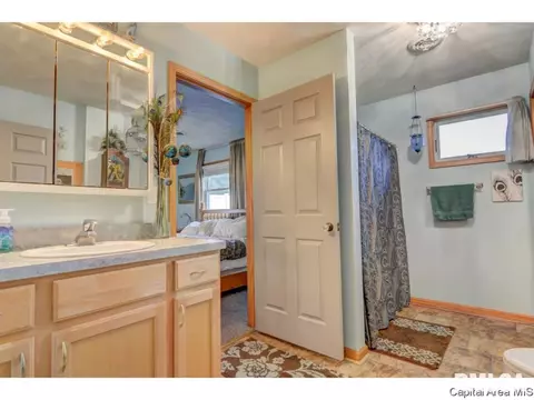 35369 E Frontage Rd, Virden, IL 62690 photo 20