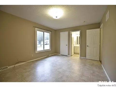 3308 Ivyton Dr, Springfield, IL 62704 photo 15