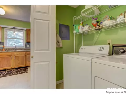 3331 Rawlings Dr, Springfield, IL 62704 photo 11