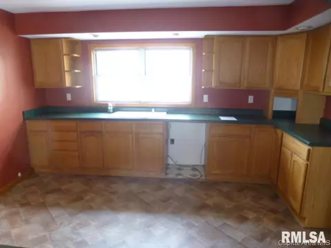 2621 S Spring Street St, Springfield, IL 62704 photo 7