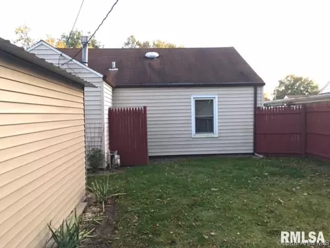3029 Louise Ln, Springfield, IL 62702 photo 11