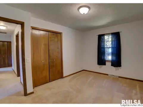 36 Round Table, Springfield, IL 62704 photo 24