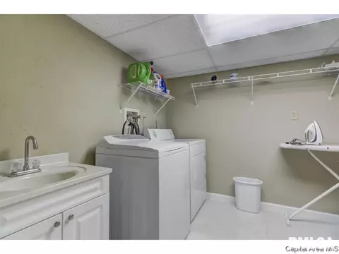 216 Willow Ln, Springfield, IL 62707 photo 30