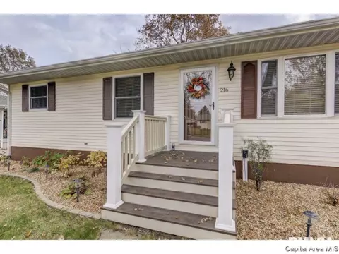 216 Willow Ln, Springfield, IL 62707 photo 1
