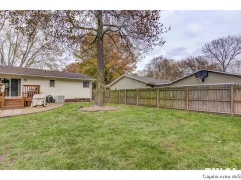 216 Willow Ln, Springfield, IL 62707 photo 7
